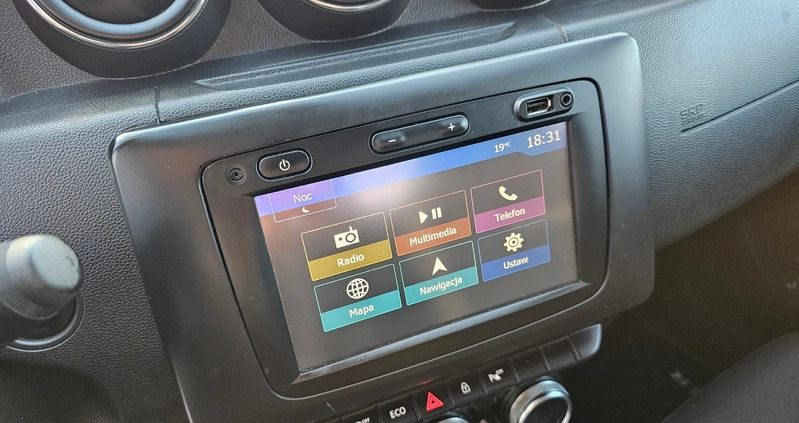 Dacia Duster cena 42700 przebieg: 68000, rok produkcji 2019 z Zabrze małe 211